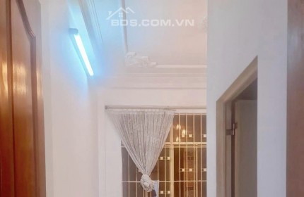 Nhà nguyên căn Khu Bàu Cát Quận Tân Bình 56m2 chỉ 20 triệu - 0347995670